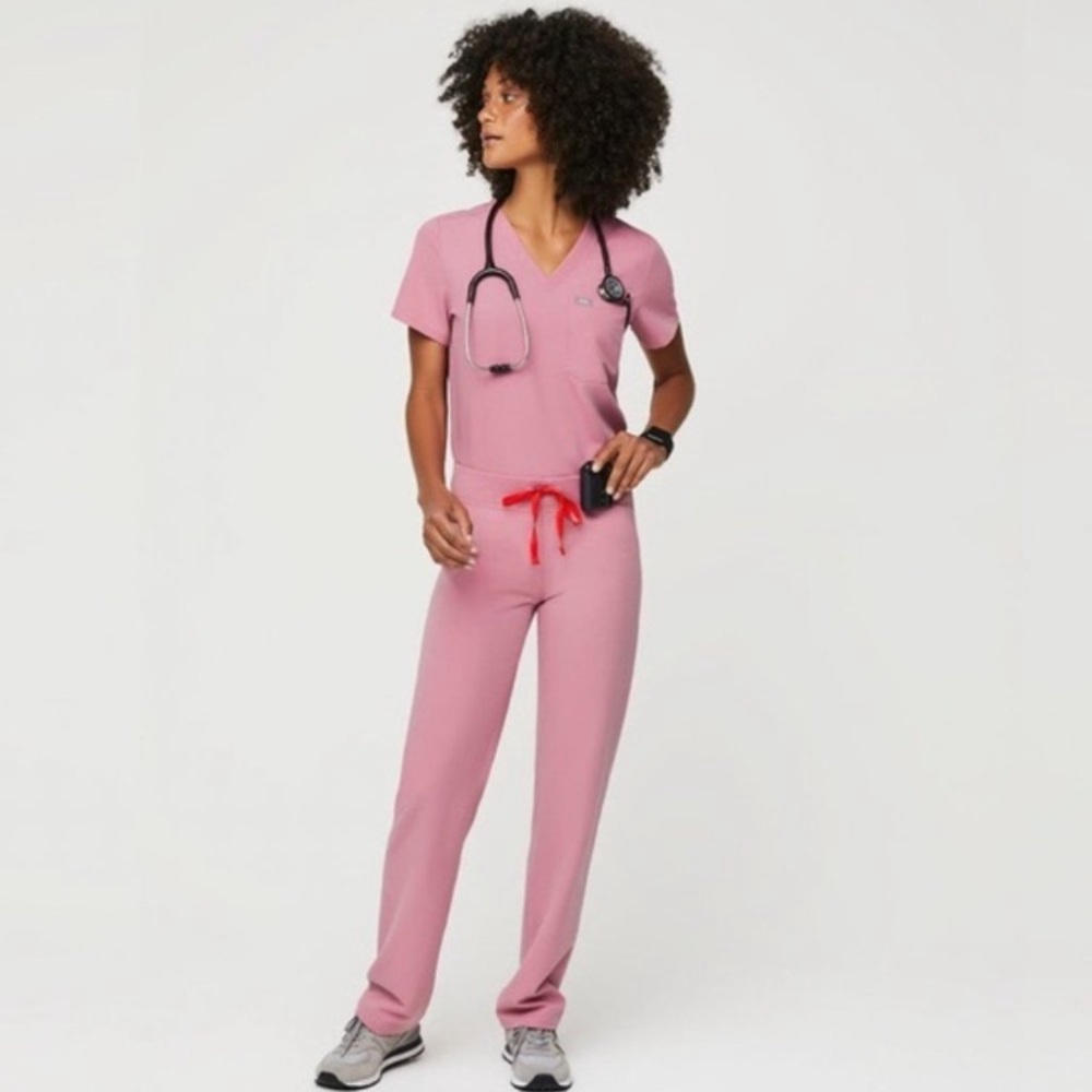 FIGS Livingston Basic Scrub Pants in Chalk Pink